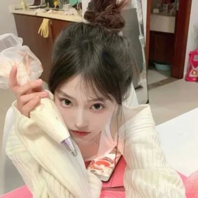在此一群